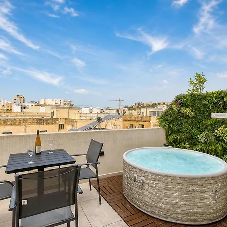 Beautiful Penthouse With Terrace & Jacuzzi Wvid1-2 Apartamento *